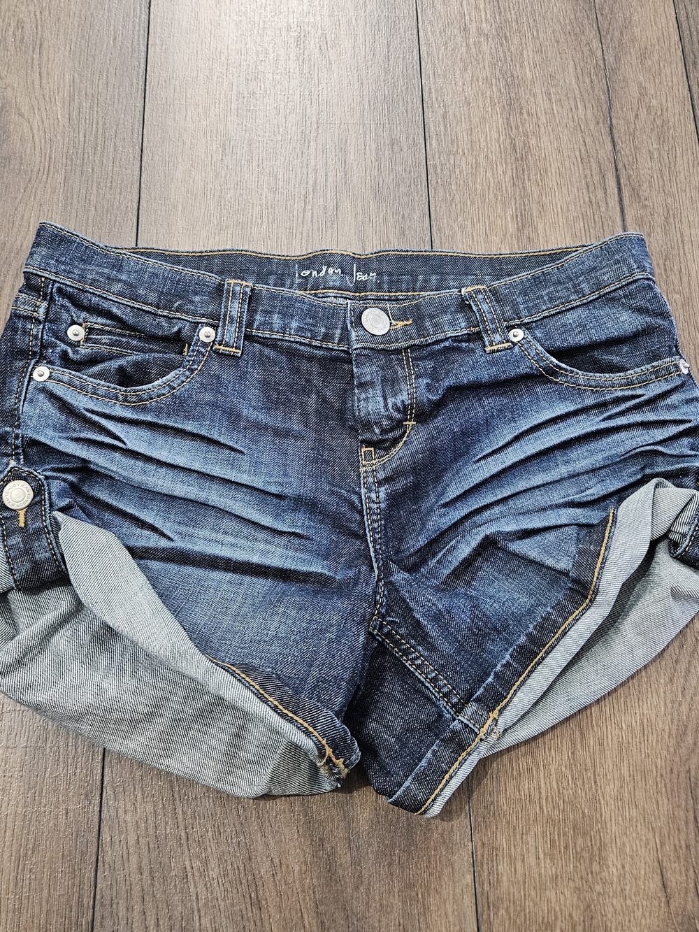 Dark Wash Women's London Jeans Denim Shorts with Buttoned Cuff Size 4